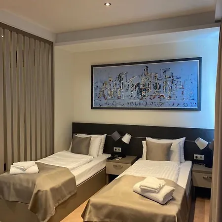 Sun Hotel